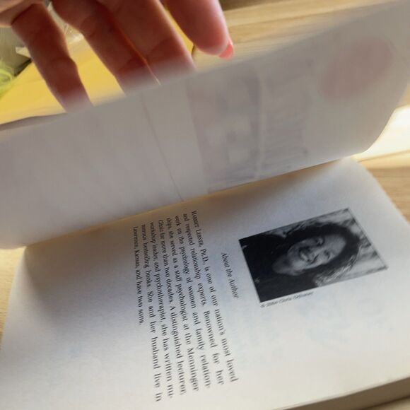 Dance of Anger : A Woman's Guide to Changing the Patterns of Intimate Very Good - Picture 3 of 3